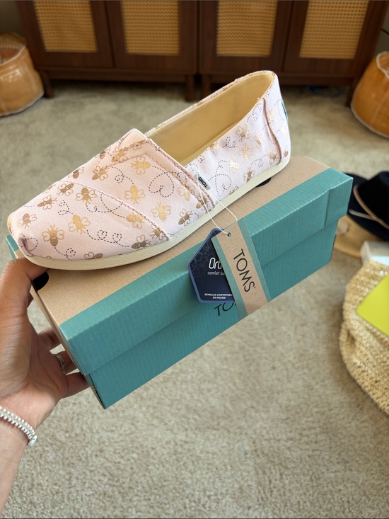 Toms Shoes - TOMS Pink Canvas Slip-On with Gold Bee Print